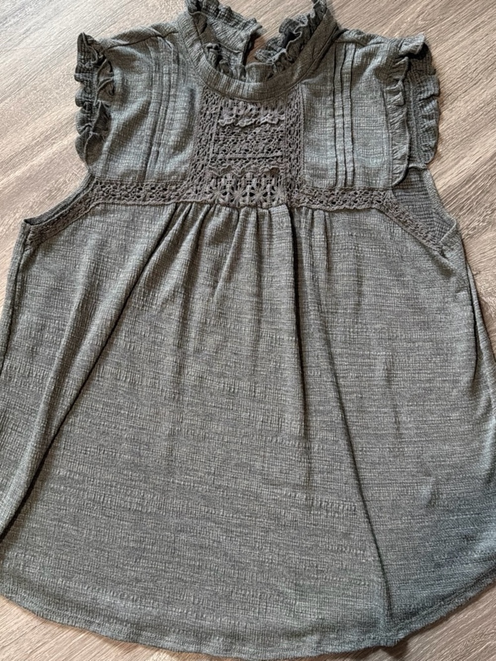 Cable & Gauge Olive Ruffle Crochet Yoke Sleeveless Top